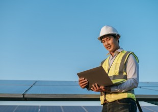 5 Tahap Pemasangan Sistem Panel Surya di Atap untuk Bisnis